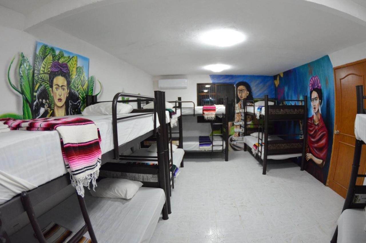 Fiesta Party Hostel - Cancun Exterior photo