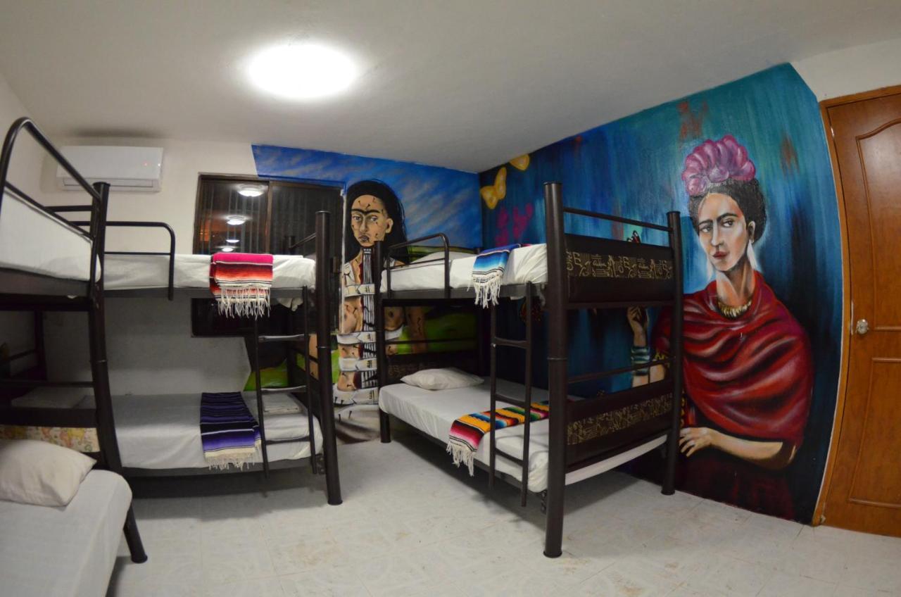 Fiesta Party Hostel - Cancun Exterior photo