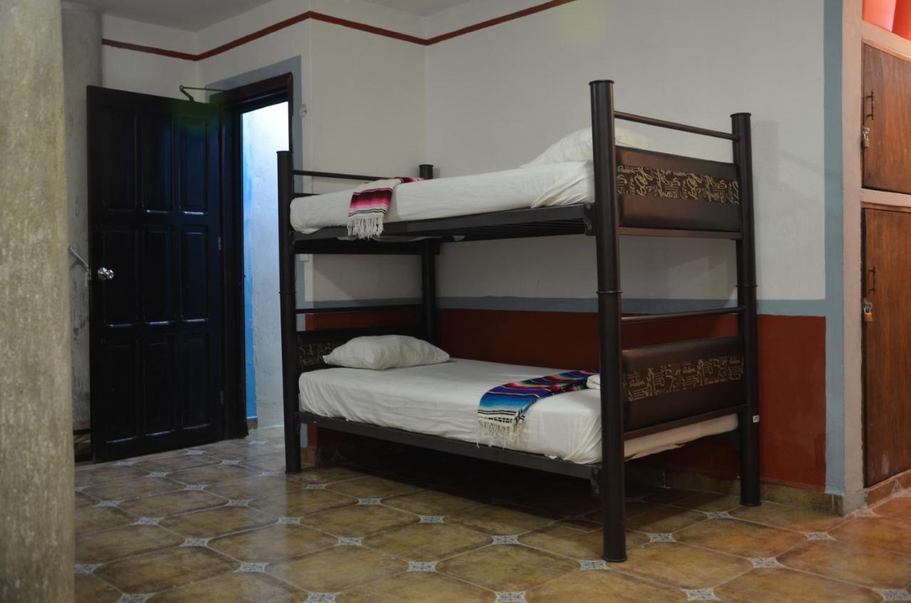 Fiesta Party Hostel - Cancun Exterior photo