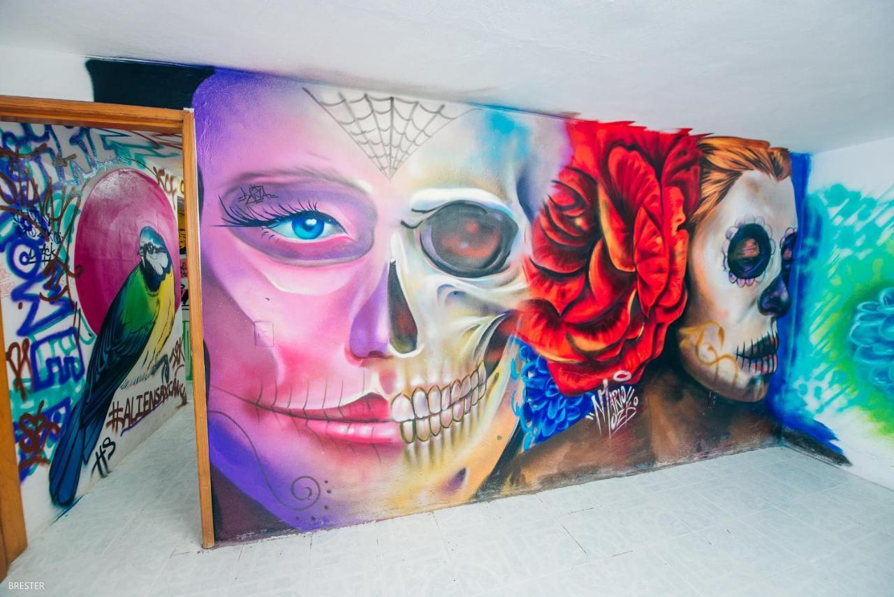 Fiesta Party Hostel - Cancun Exterior photo