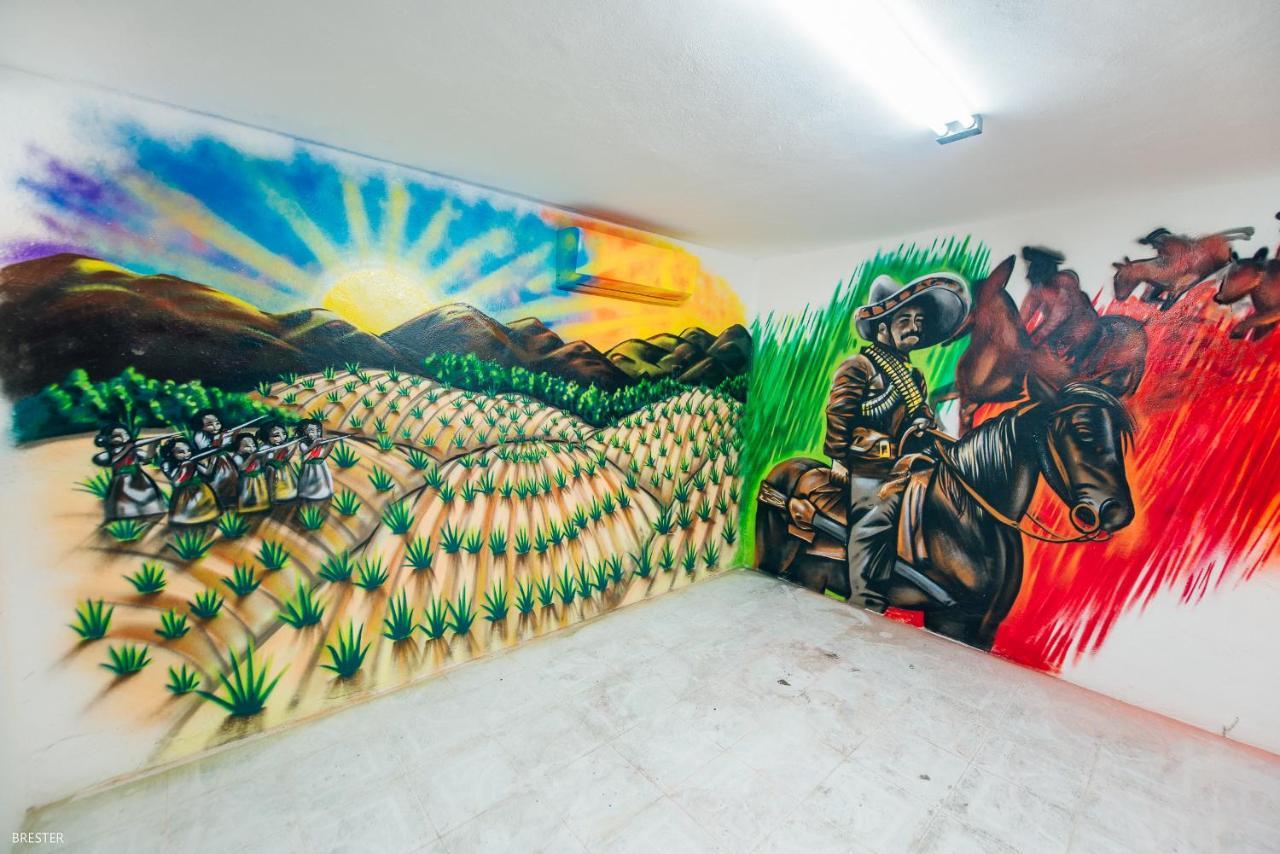 Fiesta Party Hostel - Cancun Exterior photo